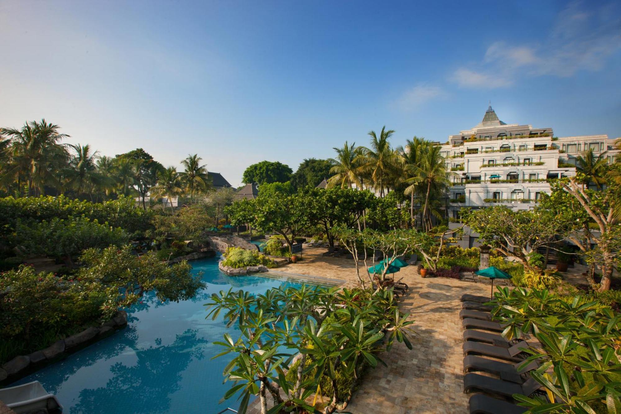 Hyatt Regency Yogyakarta Hotel Sleman  Exterior foto The pool at the InterContinental Hotel, Bali Resort
